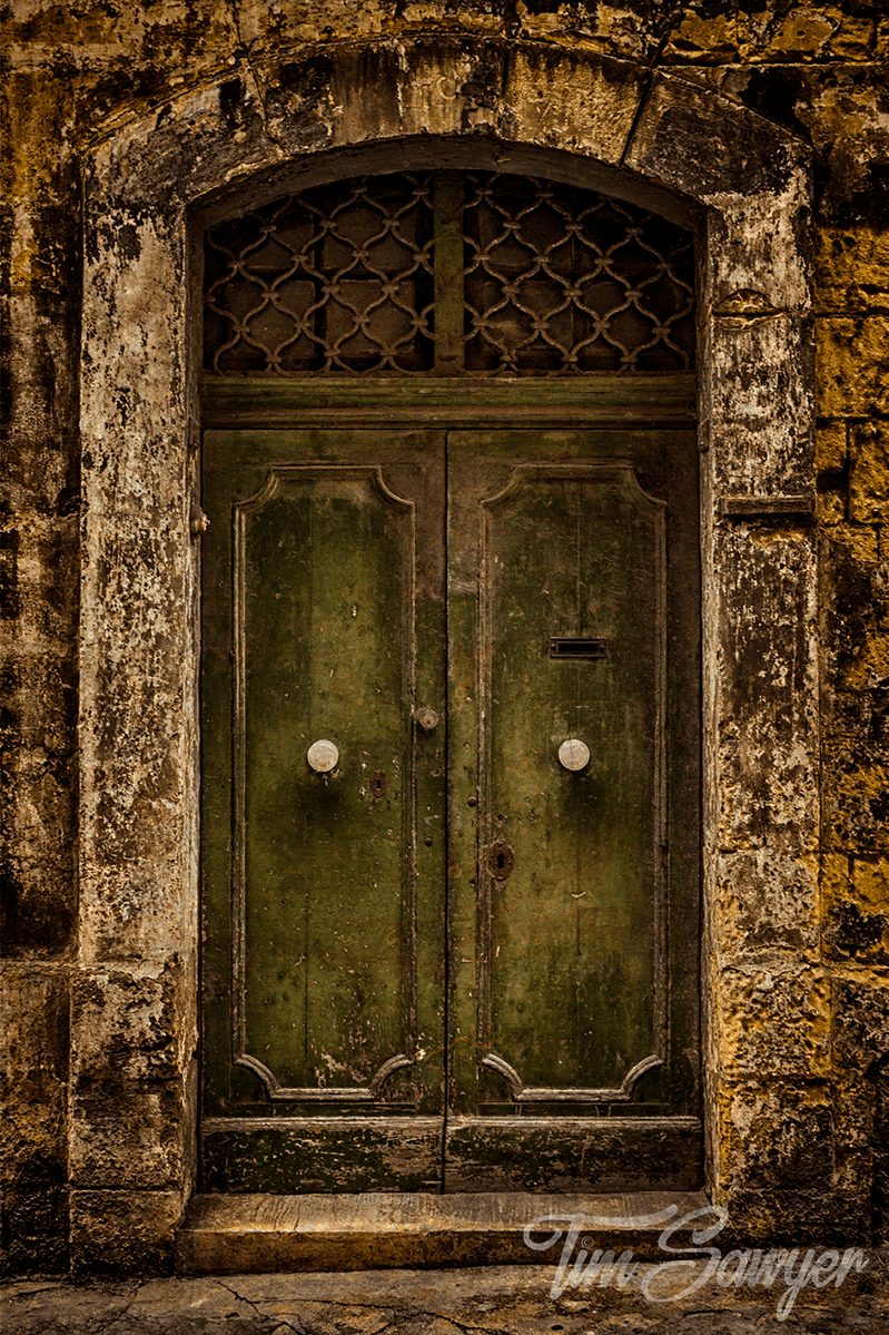 Maltese Door 1